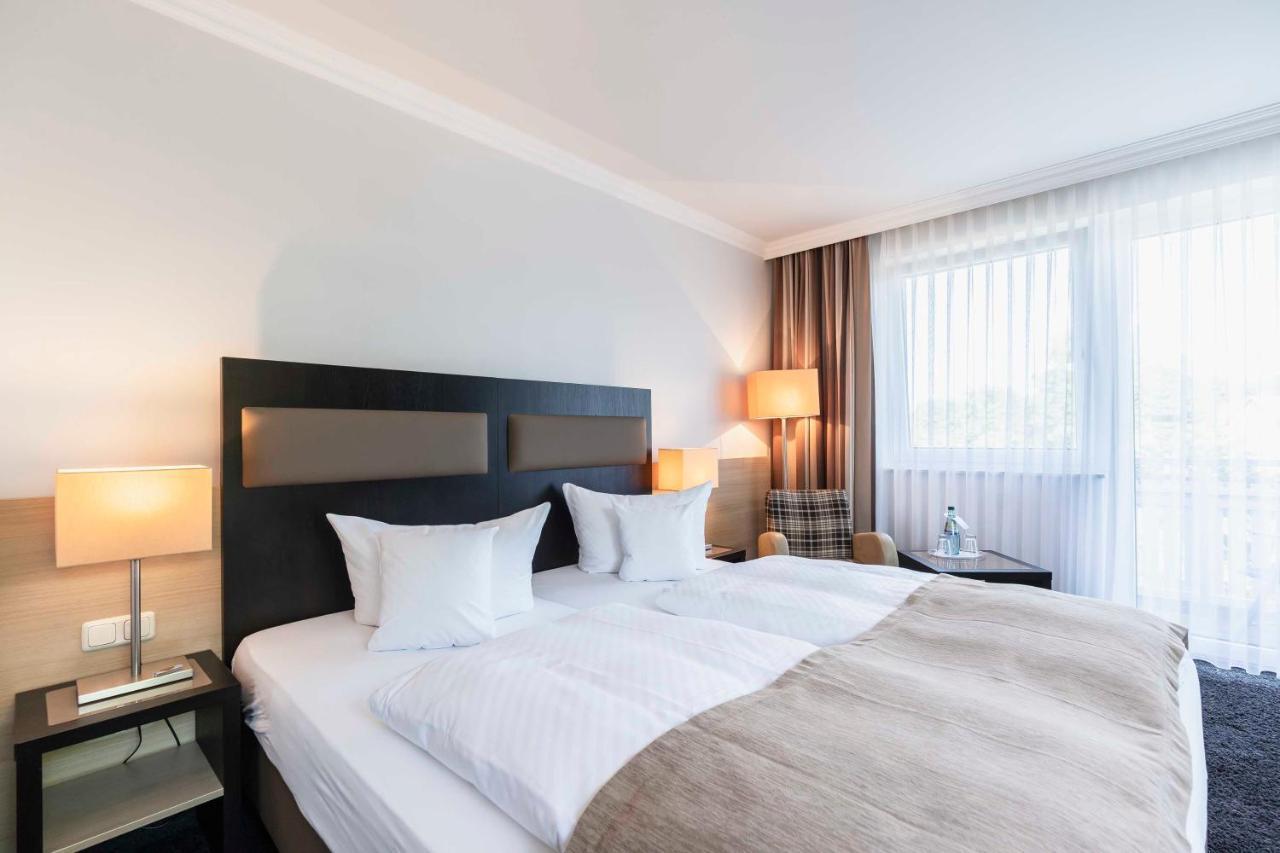 Hotel Markgraf เลห์นิน ภายนอก รูปภาพ
