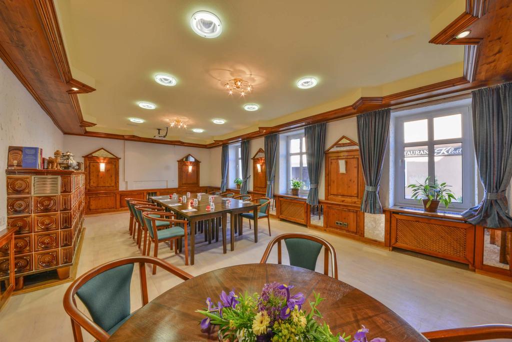 Hotel Markgraf เลห์นิน ภายนอก รูปภาพ